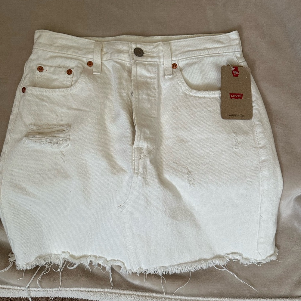 Levi's White Denim Skirt with Signature Patch